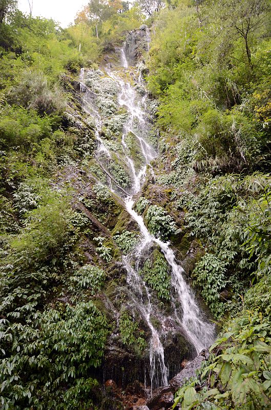10 Waterfall Before Boghara On Trek To Darbang Around Dhaulagiri 